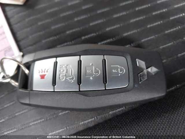 JA4J4VA81RZ615427 Mitsubishi 2024