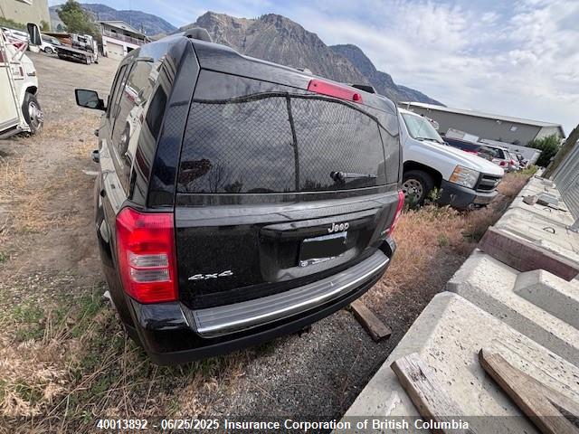 1C4NJRCB2FD136071 Jeep 2015