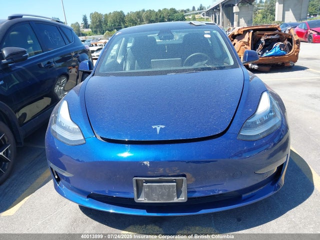 5YJ3E1EA8NF258068 Tesla MODEL 3
