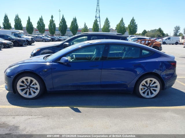 5YJ3E1EA8NF258068 Tesla MODEL 3
