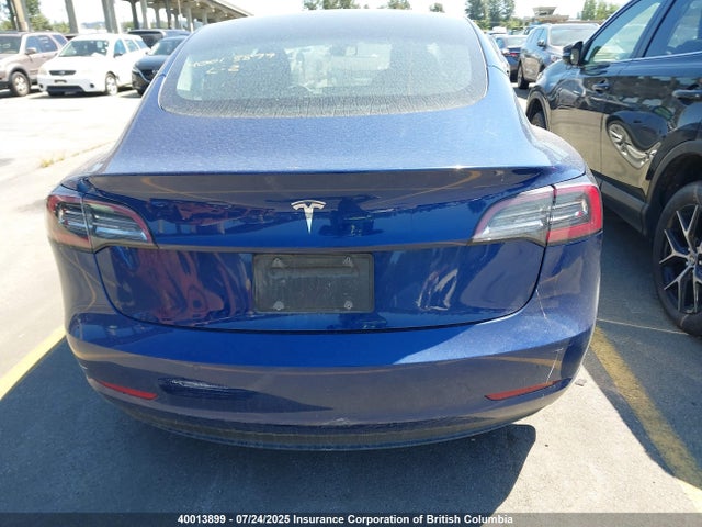 5YJ3E1EA8NF258068 Tesla MODEL 3