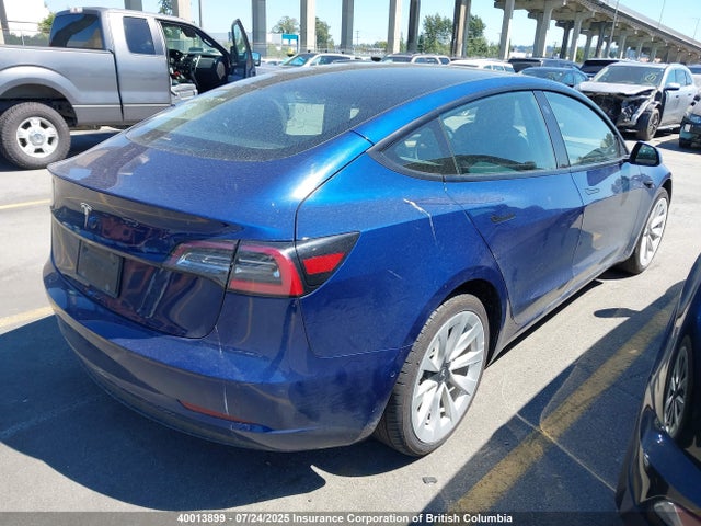 5YJ3E1EA8NF258068 Tesla MODEL 3