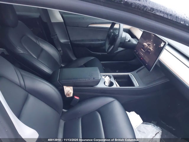 5YJ3E1EA0NF246416 Tesla 2022