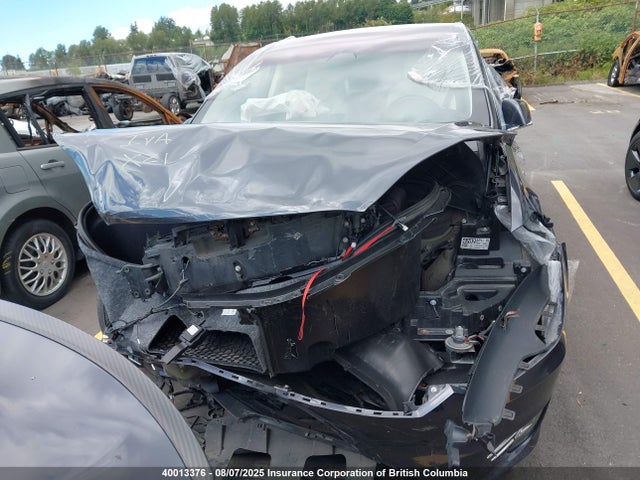 5YJXCDE24JF124041 Tesla MODEL X