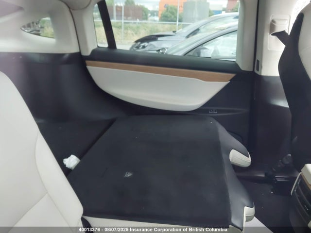 5YJXCDE24JF124041 Tesla MODEL X