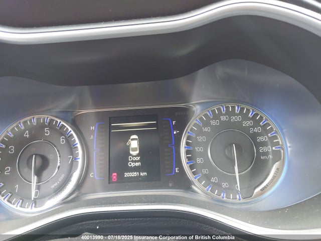 1C3CCCAB0FN601348 Chrysler 2015