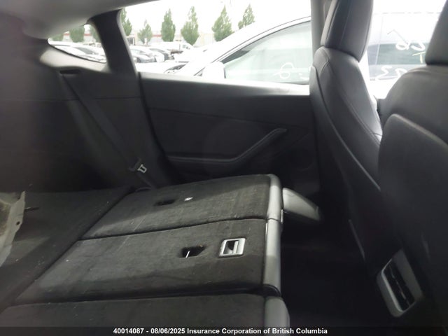 7SAYGDEE9NF347607 Tesla Model Y