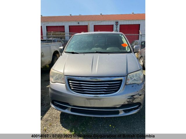2C4RC1CG5ER118586 Chrysler Town and Country