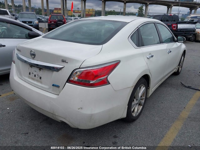 1N4AL3AP0FN371637 Nissan 2015
