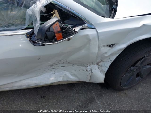 5YJ3E1EA2LF625527 Tesla MODEL 3