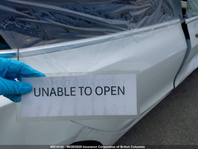 5YJ3E1EA2LF625527 Tesla MODEL 3