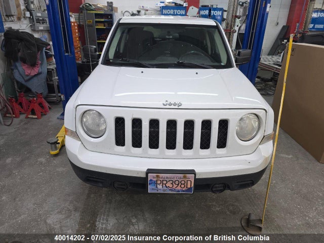 1C4NJPAB9ED757782 Jeep 2014