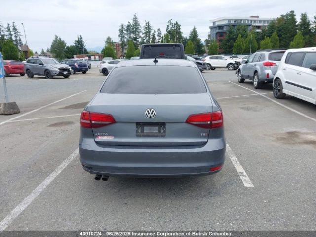 3VW267AJ5GM303044 Volkswagen 2016