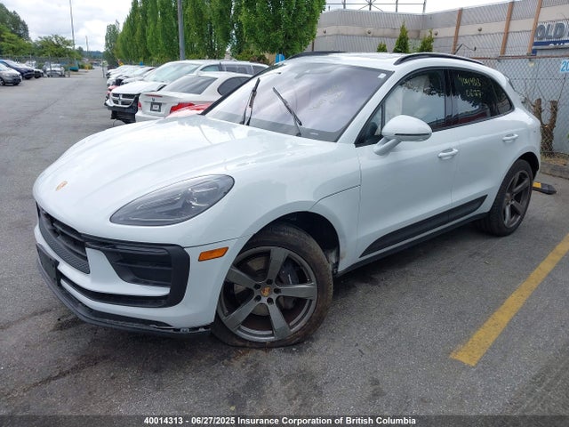 Porsche 2024 2024 WP1AA2A59RLB02687 Image 2