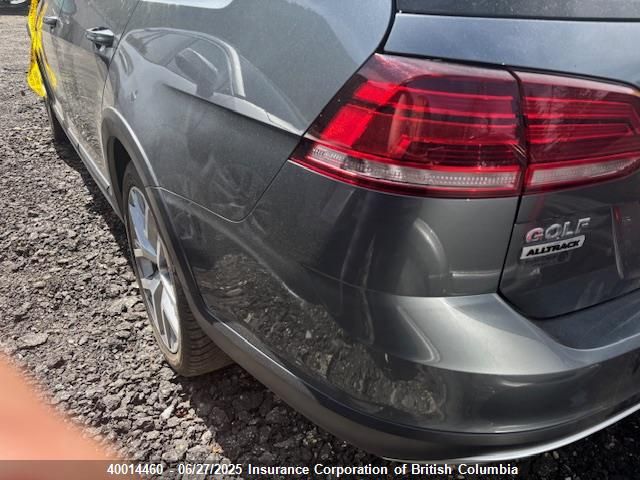 3VWH17AU9JM759770 Volkswagen 2018