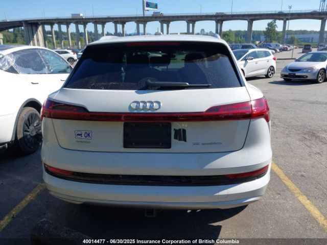 WA1VAAGE8KB023215 Audi E-Tron