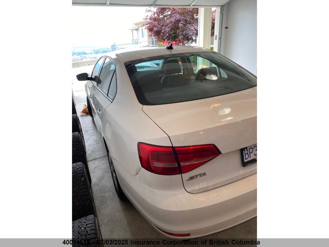3VWD07AJ3FM338254 Volkswagen 2015