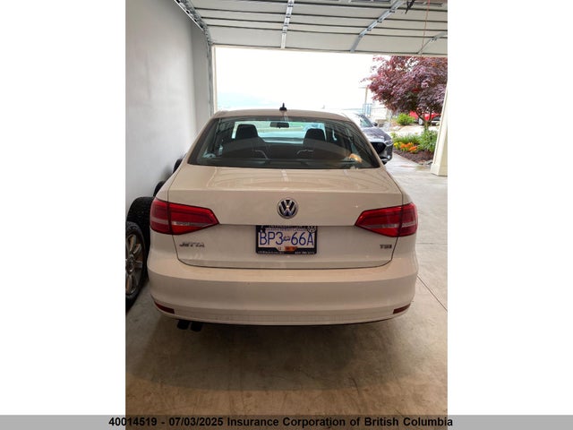 3VWD07AJ3FM338254 Volkswagen 2015
