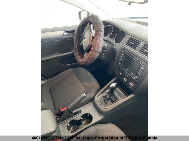 3VWD07AJ3FM338254 Volkswagen 2015