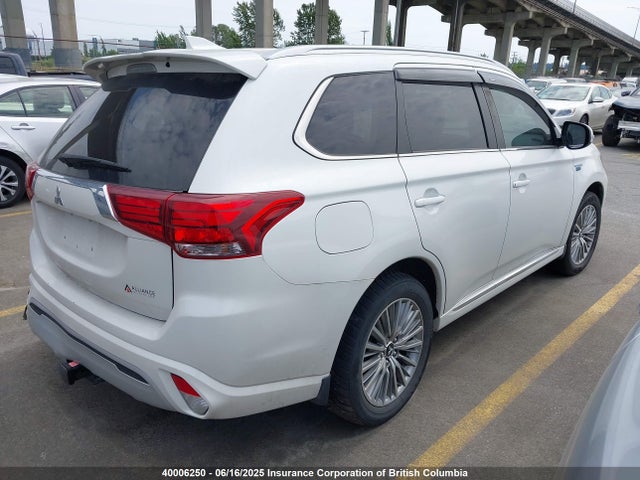 JA4J2VA76NZ608156 Mitsubishi s61-y61