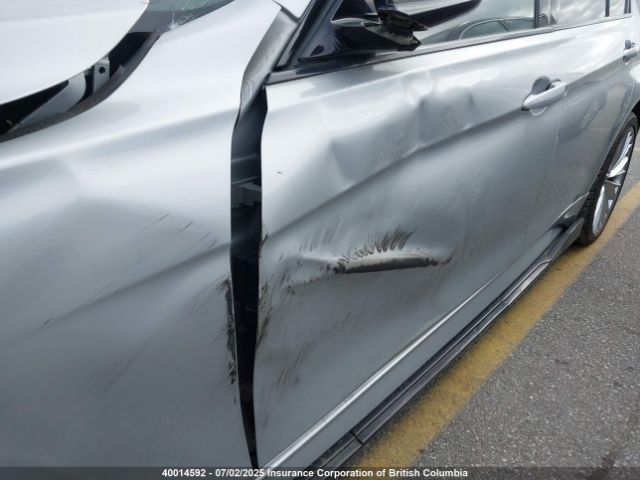 WBA8D9C59JA013440 BMW 2018