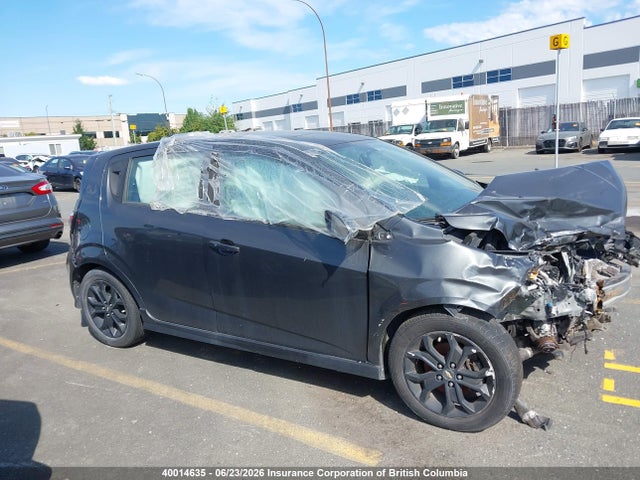 Chevrolet Sonic 2017 1G1JD6SB7H4131739 Image 14