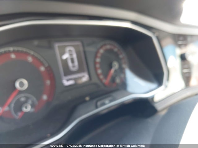 3VWE57BU3KM096168 Volkswagen 1.8 tsi