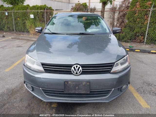 3VWLL7AJ3EM253786 Volkswagen 2014