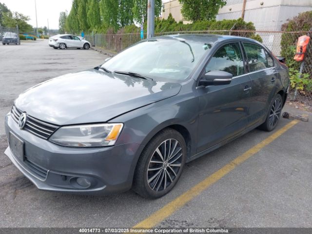 3VWLL7AJ3EM253786 Volkswagen 2014