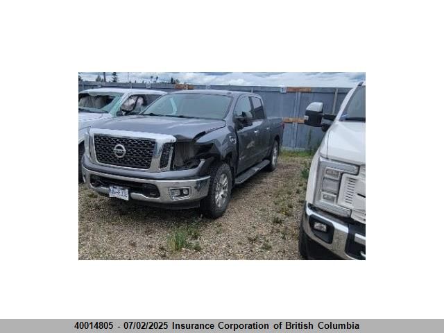 1N6AA1E51HN507724 Nissan 2017