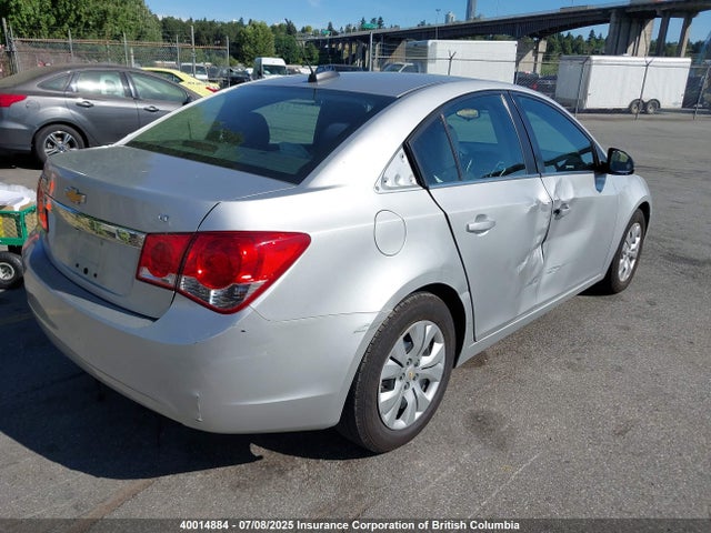 2015 Chevrolet Cruze მანქანა იყიდება აუქციონზე, vin: 1G1PC5SB5F7133282, აუქციონის ნომერი: 40014884