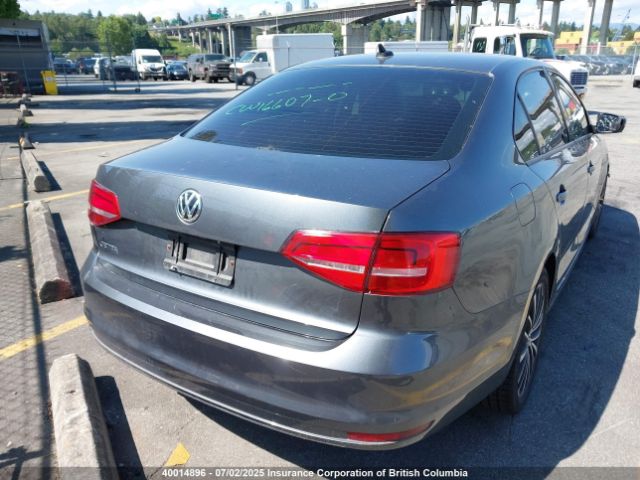 3VW2K7AJ4FM216505 Volkswagen 2015