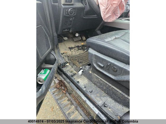 1FT8W3BT5NEF17203 Ford 2022