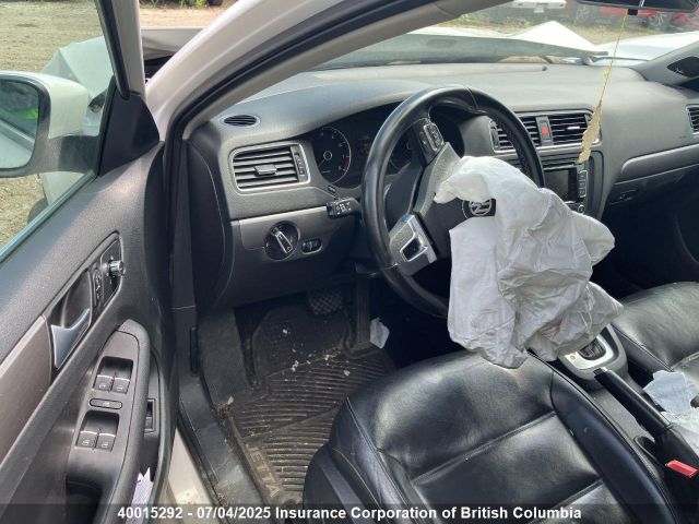 3VWL07AJ9EM358549 Volkswagen 2014