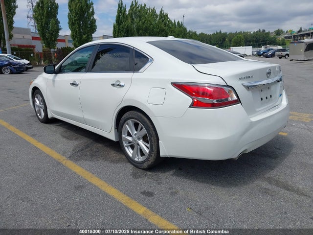 1N4AL3AP0FN332627 Nissan 2015