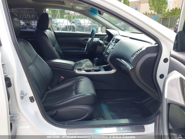 1N4AL3AP0FN332627 Nissan 2015