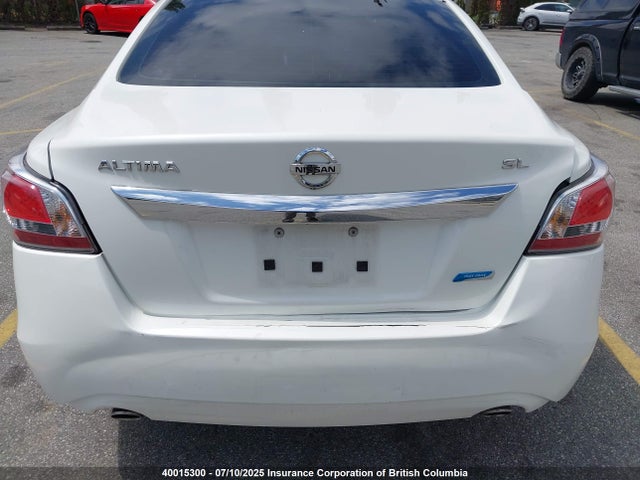 1N4AL3AP0FN332627 Nissan 2015