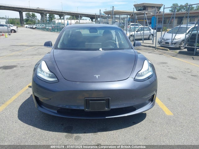 5YJ3E1EAXLF786174 Tesla 2020