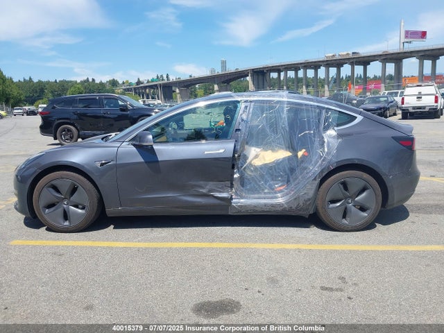 5YJ3E1EAXLF786174 Tesla 2020