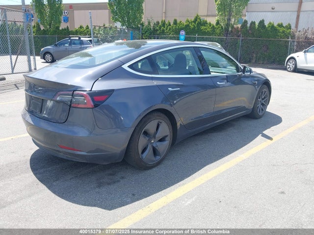 5YJ3E1EAXLF786174 Tesla 2020