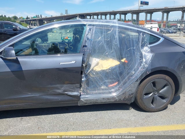 5YJ3E1EAXLF786174 Tesla 2020