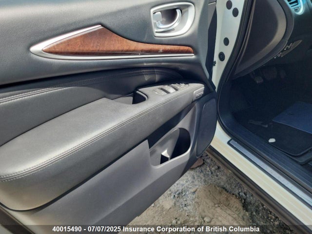 5N1AL0MM2FC507333 Infiniti 2015