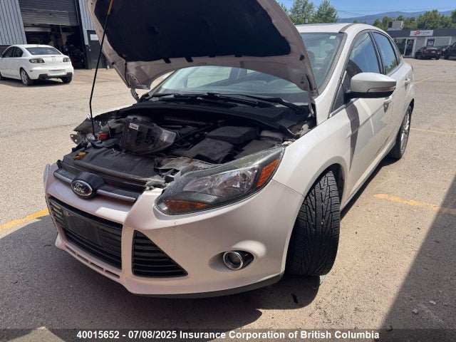 Ford Focus Titanium 2014 1FADP3J29EL288899 Image 24