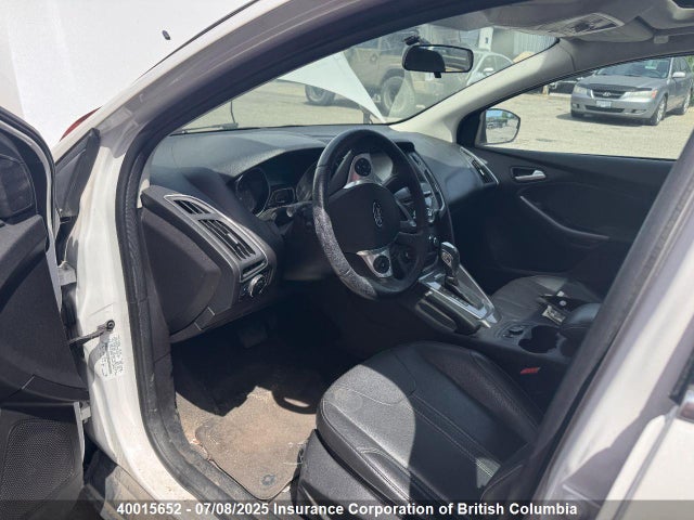 Ford Focus Titanium 2014 1FADP3J29EL288899 Image 29