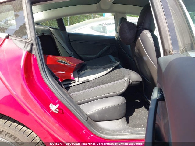 5YJ3E1EA4JF029011 Tesla 2018
