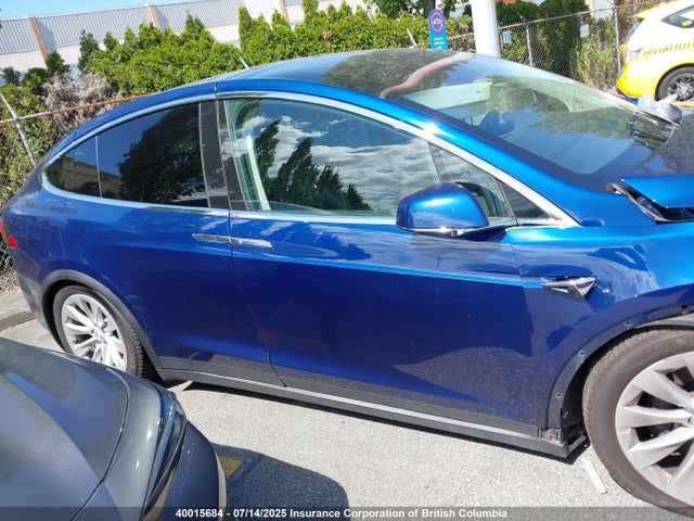 5YJXCBE24HF053096 Tesla 2017
