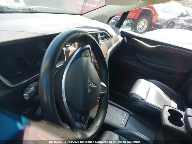 5YJXCBE24HF053096 Tesla 2017