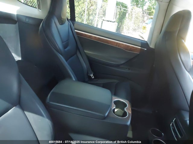 5YJXCBE24HF053096 Tesla 2017