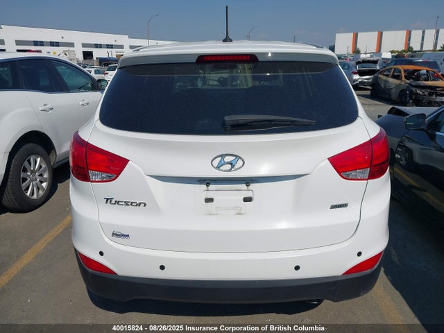 KM8JTCAF0FU038941 Hyundai TUCSON GLS