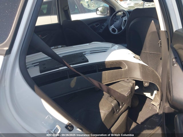 KM8JTCAF0FU038941 Hyundai TUCSON GLS